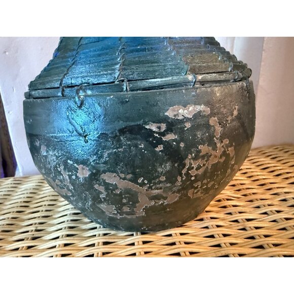 Vintage Art Pottery And Wicker Decor Vase Blue Weathered Rustic - Picture 7 of 12